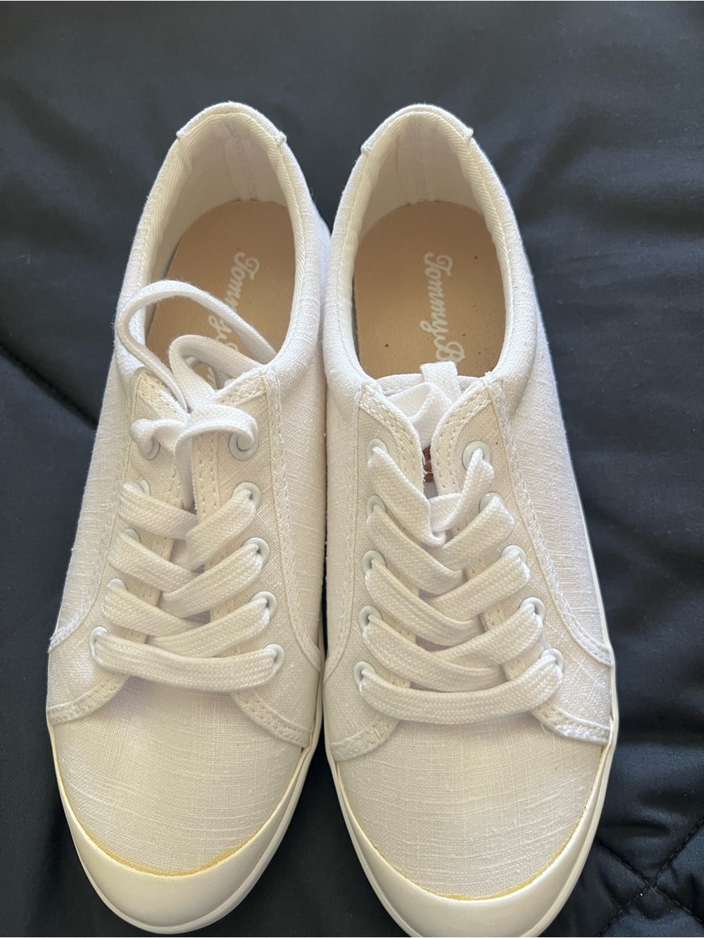 Tommy Bahama Women's White Canvas Low-Top Sneakers